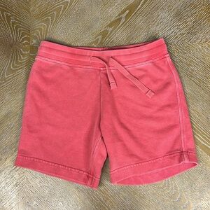 SOUTHERN TIDE Mineral Red Sun Farer Terry Short XS